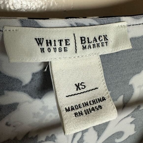 CLEARANCE! B/W WHBM Floral Ruffle Blouse Size XS VGUC - Picture 6 of 6